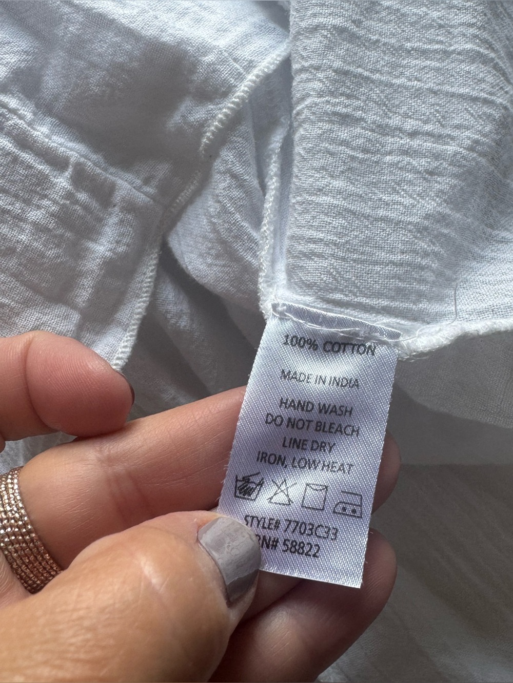 Large Max Studio boho top, flowy, Embroidered peasant top - Picture 6 of 6